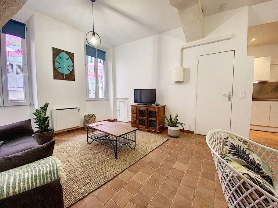 Joli Studio Au Coeur De Grasse - Parking Inclus エクステリア 写真
