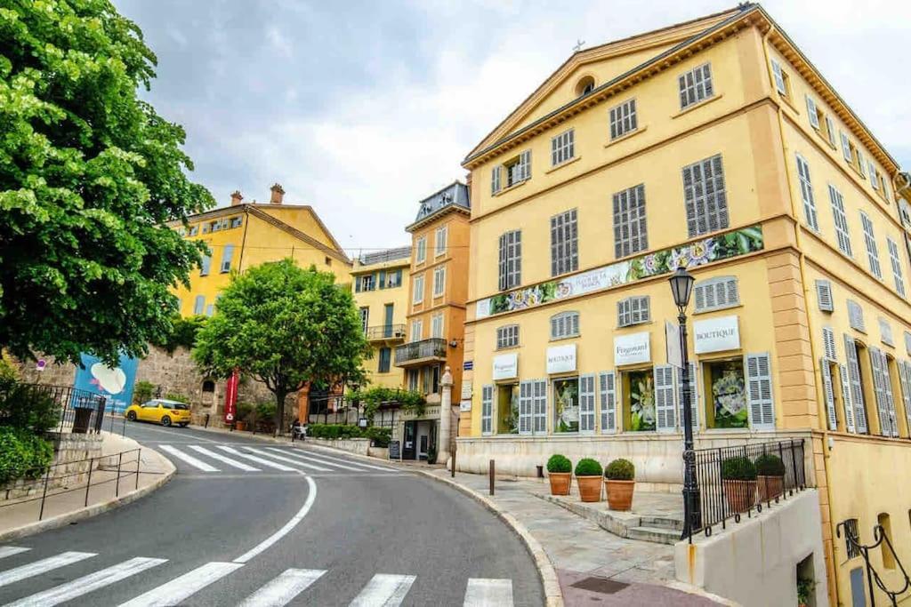 Joli Studio Au Coeur De Grasse - Parking Inclus エクステリア 写真